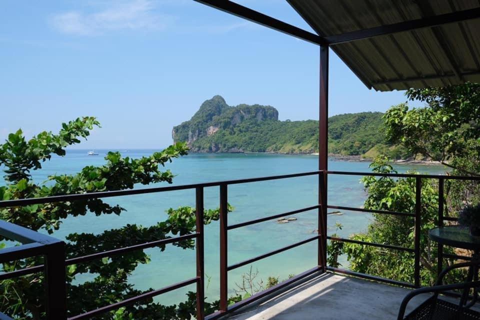 Phi Phi Seaside Bungalow Eksteriør bilde